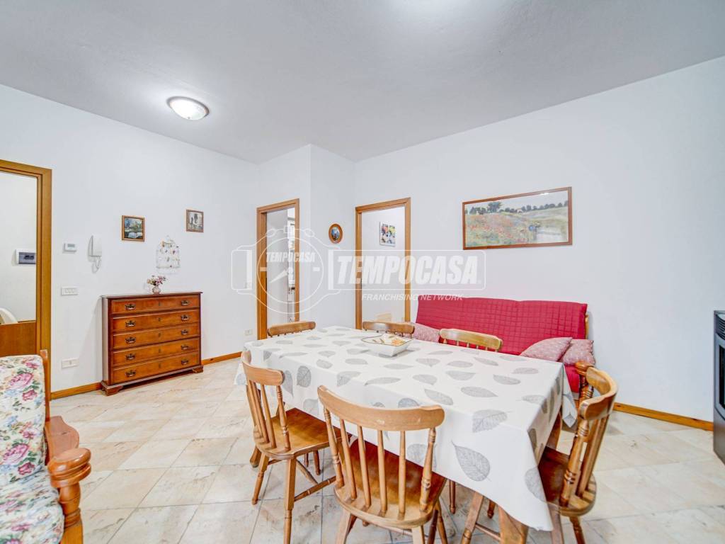 Appartamento a Ternate in Via Monte Rosa - Foto 2