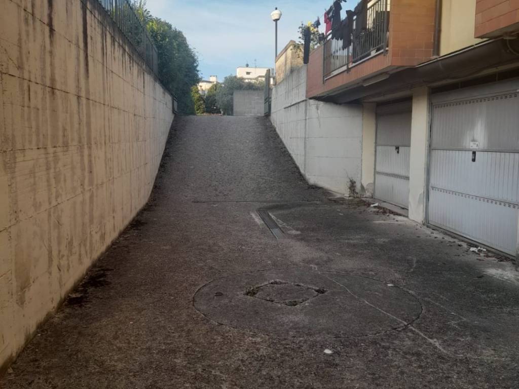 Box / garage a Airola in Via Domenico Romano - Foto 3