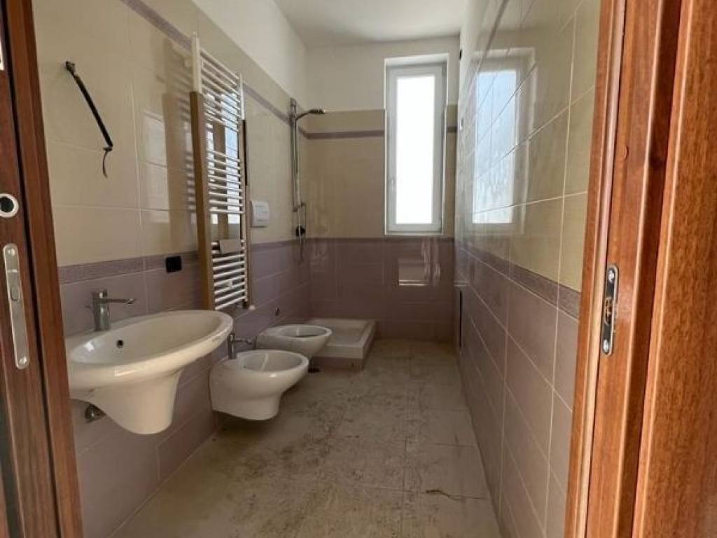 Appartamento a Salerno in Via Tommaso Prudenza - Foto 4