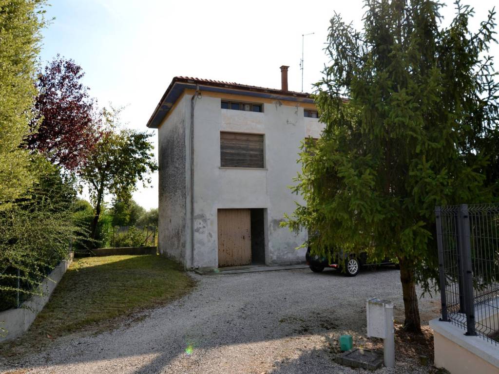 Rustico / casale a Prata di pordenone in Via Peressine - Foto 3