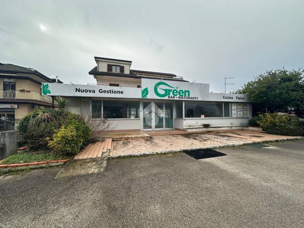 Palazzo / stabile a Castrocielo in Via SR6, 122 - Foto 3