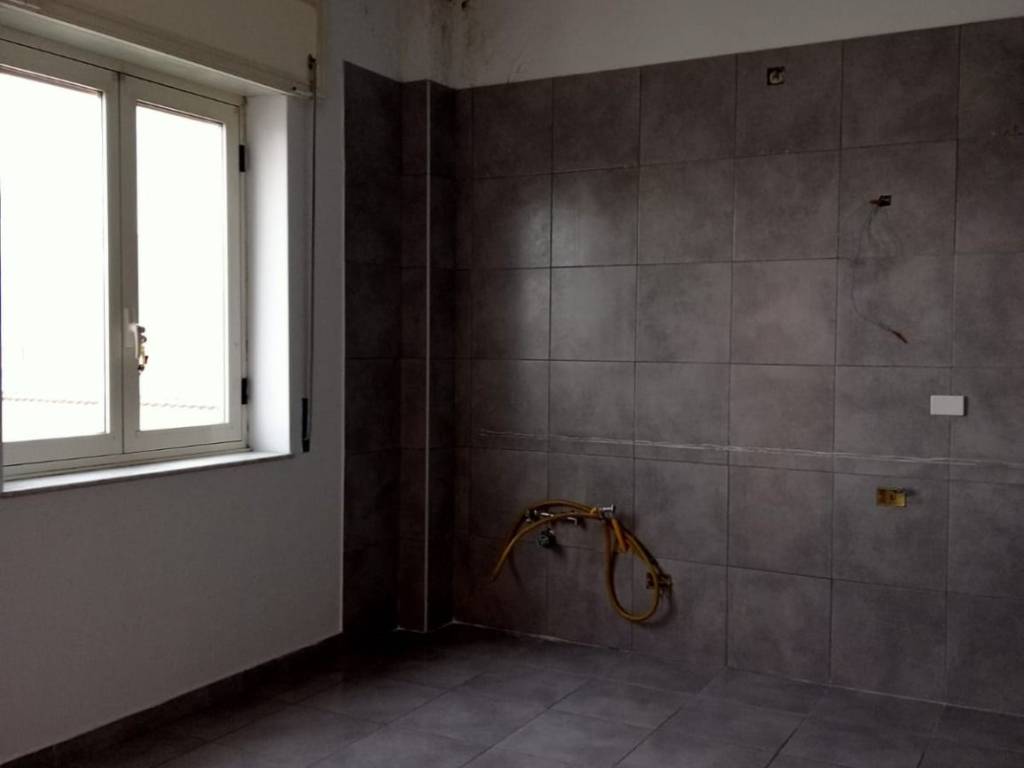 Appartamento a Aversa in Via Gaio Valerio Catullo - Foto 2