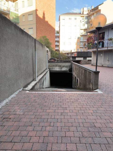 Box / garage a Novara in Via Francesco Tadini, 21 - Foto 5
