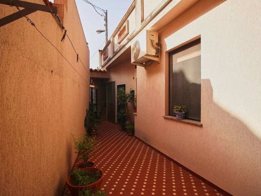 Villa a Arbus in Vicolo Iv Libertà, 7 - Foto 4