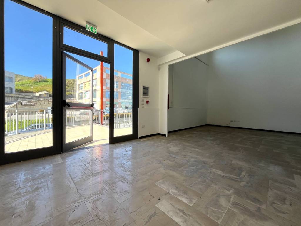 Immobile a Catanzaro in viale Lucrezia della Valle, 44 - Foto 4