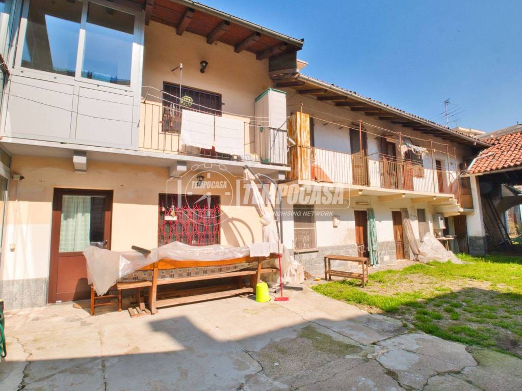 Casa indipendente a Novara in Strada Damina - Foto 2