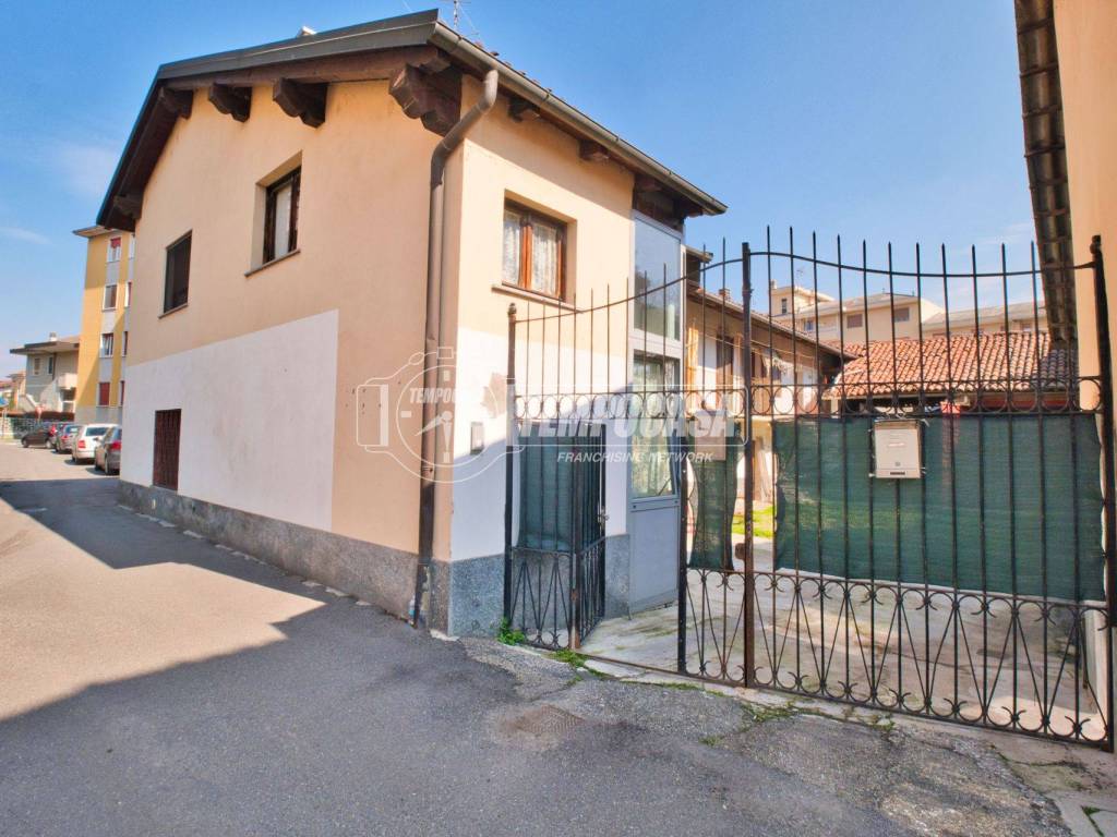 Casa indipendente a Novara in Strada Damina - Foto 5