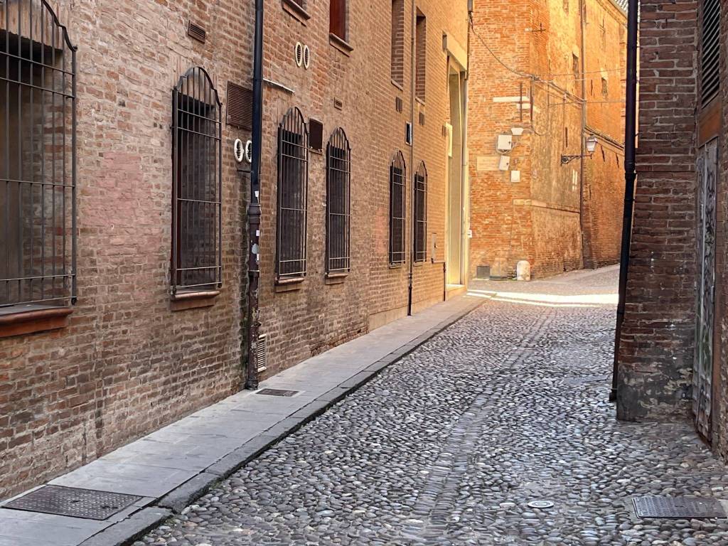 Appartamento a Ferrara in Via Boccaleone, 24 - Foto 2