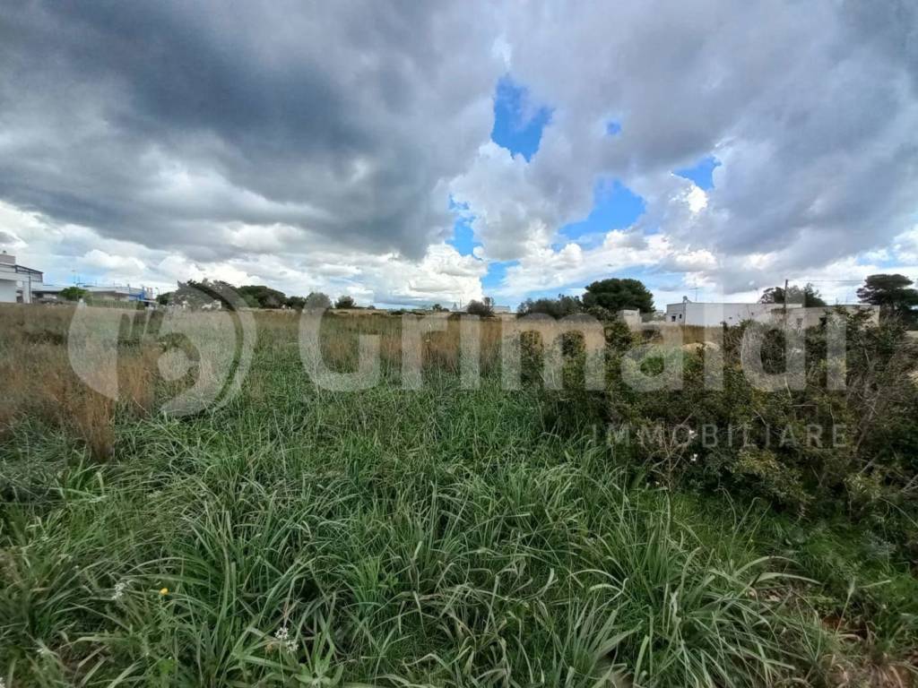 Terreno a Ugento in Via Brinn, 25 - Foto 2