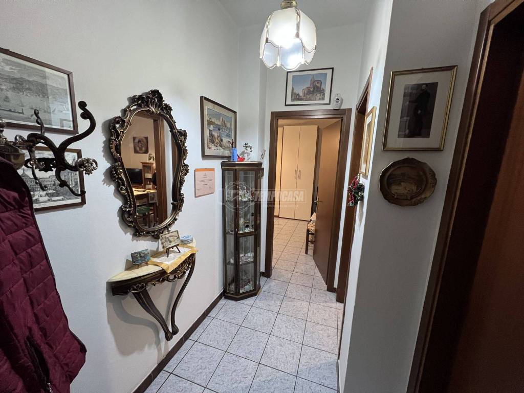 Appartamento a Asti in Via Guglielmo Ventura 25 - Foto 2