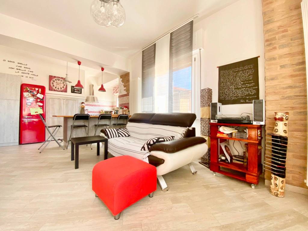 Appartamento a Castelfidardo in Via Giosuè Carducci - Foto 3