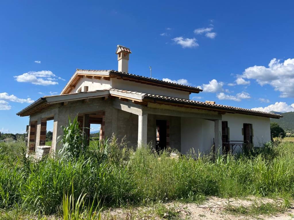 Villa a Spoleto in Località Fabbreria - Foto 2