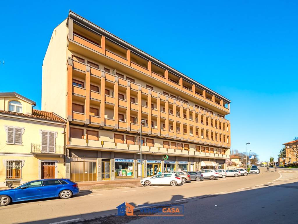 Appartamento a Bra in Via Vittorio Emanuele II, 12 - Foto 2