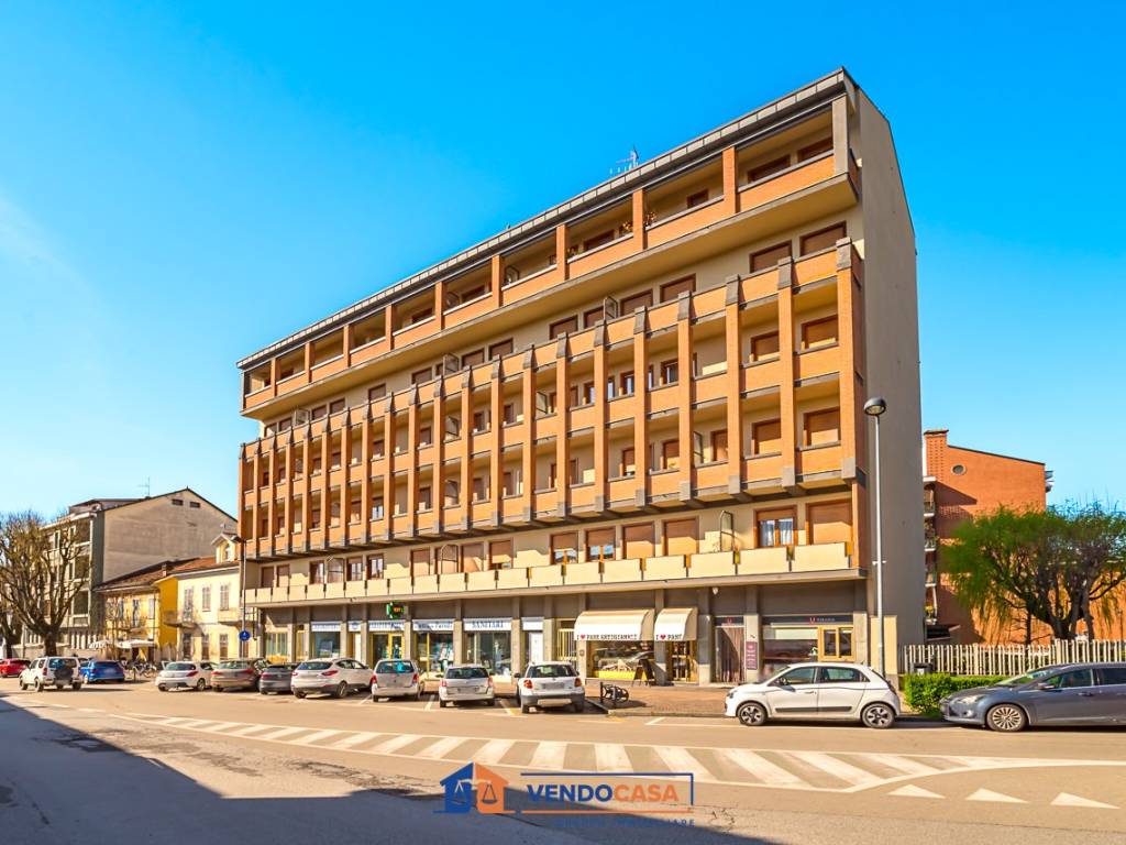 Appartamento a Bra in Via Vittorio Emanuele II, 12 - Foto 4