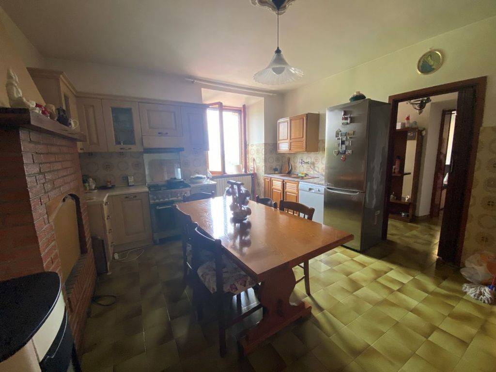 Casa indipendente a Paciano in strada provinciale 310 - Foto 4