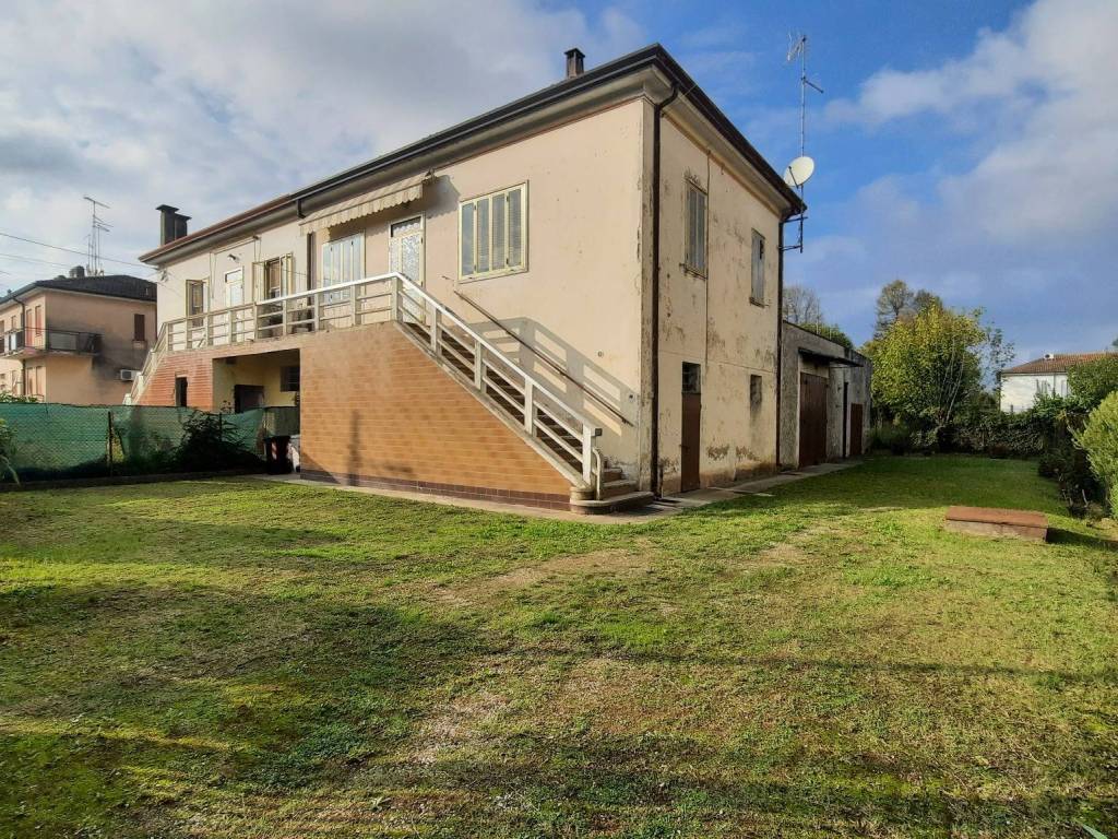 Villa a Polesella in Via Giuseppe Garibaldi, 531 - Foto 2