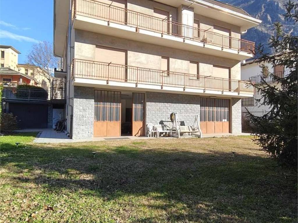 Casa indipendente a Verrès in Via Circonvallazione , 71 - Foto 3
