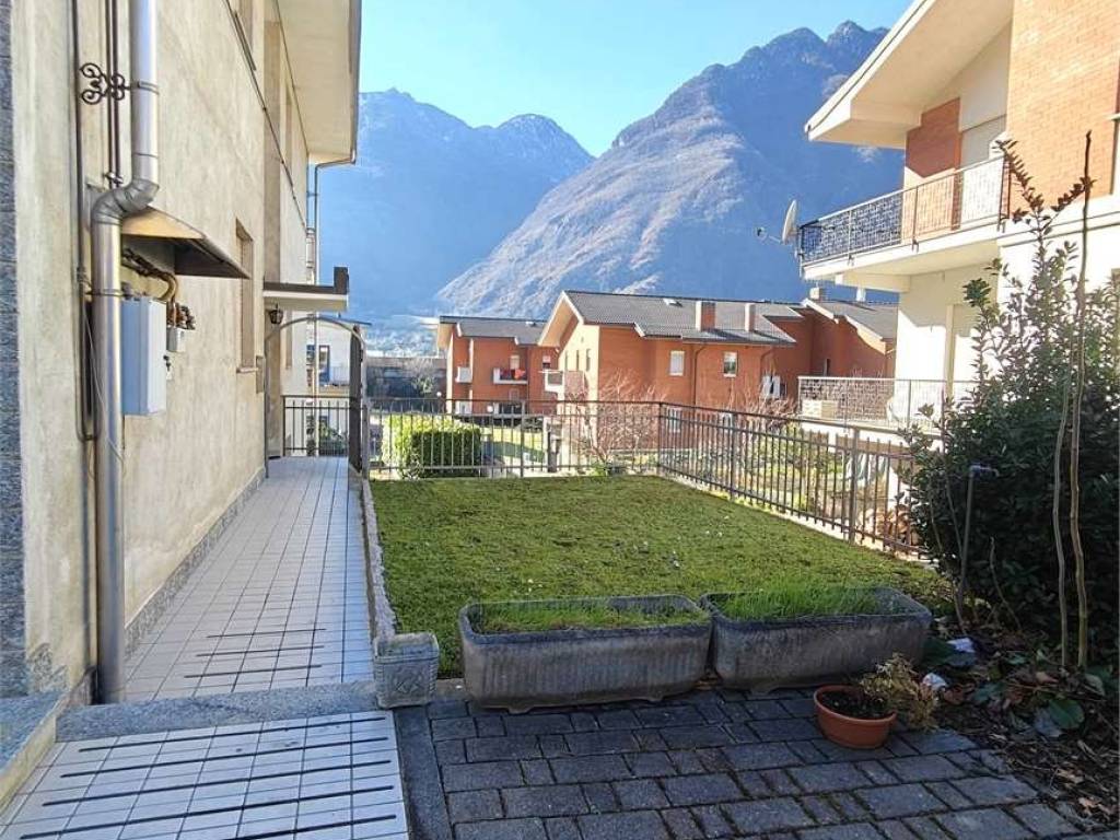 Casa indipendente a Verrès in Via Circonvallazione , 71 - Foto 4