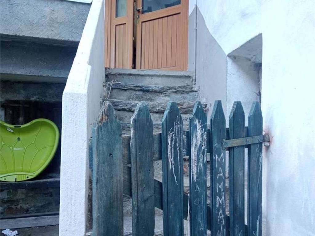 Appartamento a Pontboset in frazione la Place, 26 - Foto 2