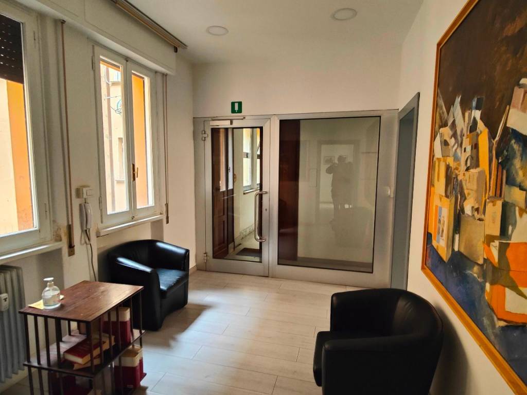 Immobile a Bologna in Via Luigi Carlo Farini, 29 - Foto 5