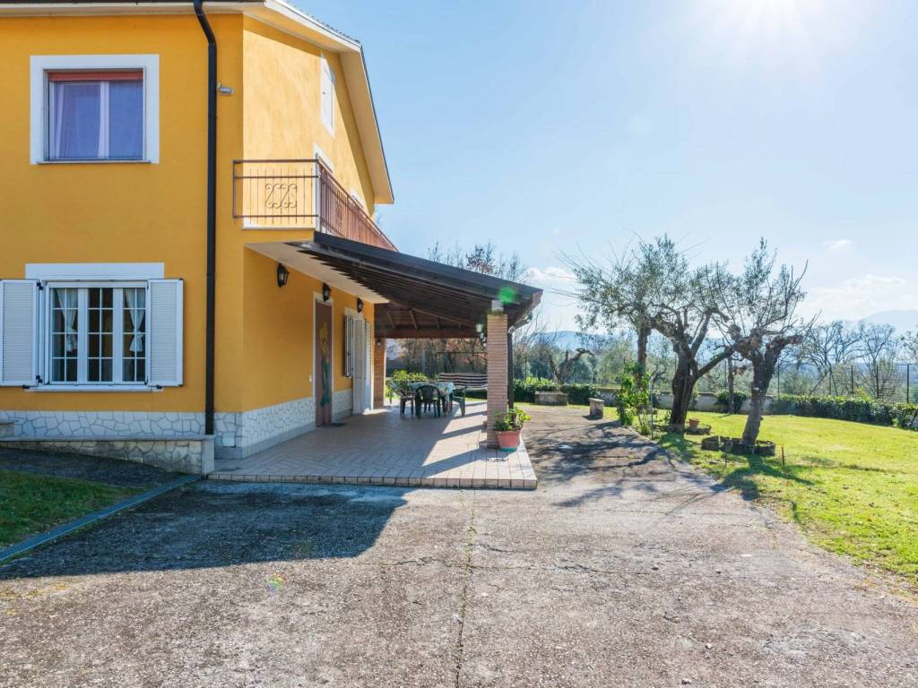 Villa a Arce in Via Tramonti - Foto 4