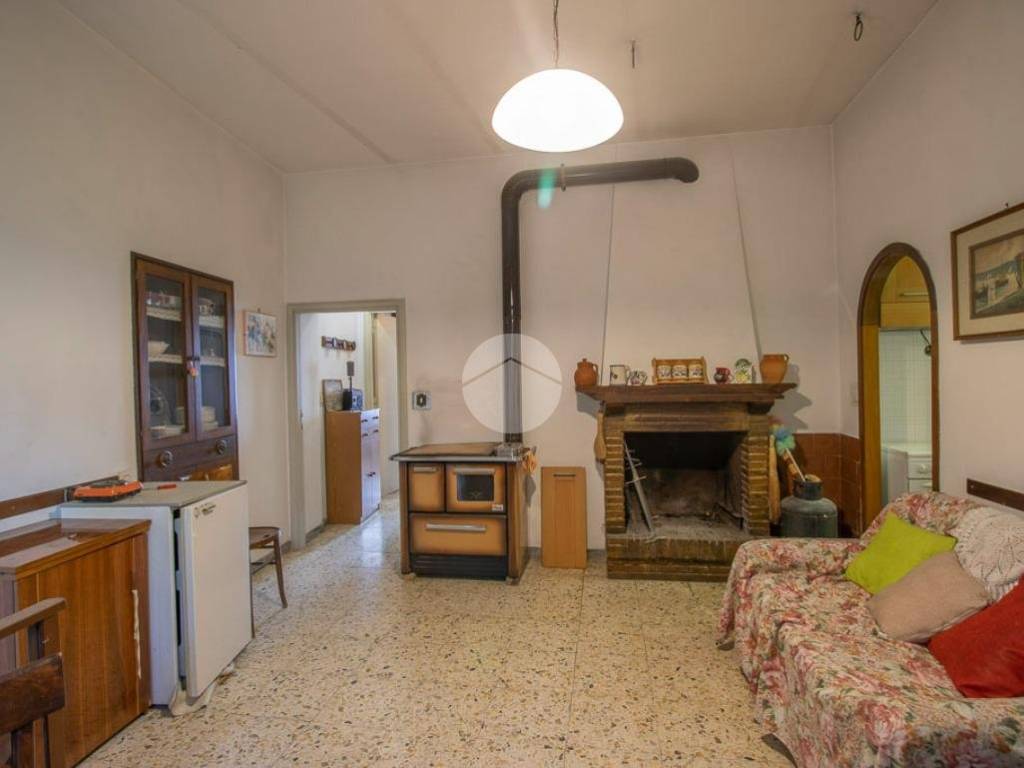 Appartamento a Collevecchio in Via Di Cicignano - Foto 2