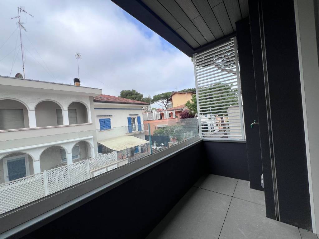 Appartamento a Riccione in Viale Ugo Bassi - Foto 5
