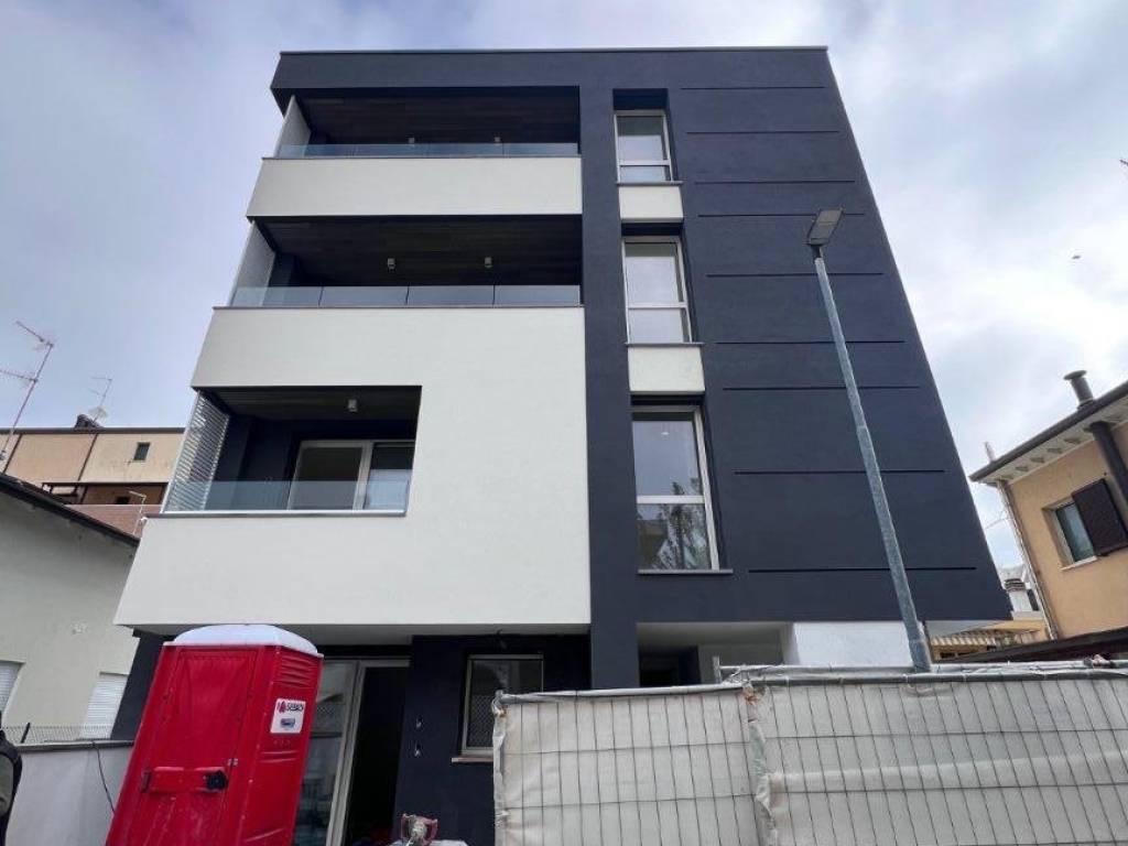 Appartamento a Riccione in Viale Ugo Bassi - Foto 4