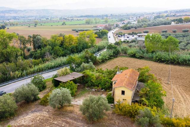 Rustico / casale a Roseto degli abruzzi - Foto 5