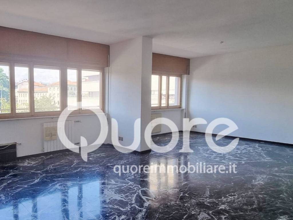 Appartamento a Udine in PIAZZALE XXVI LUGLIO - Foto 2