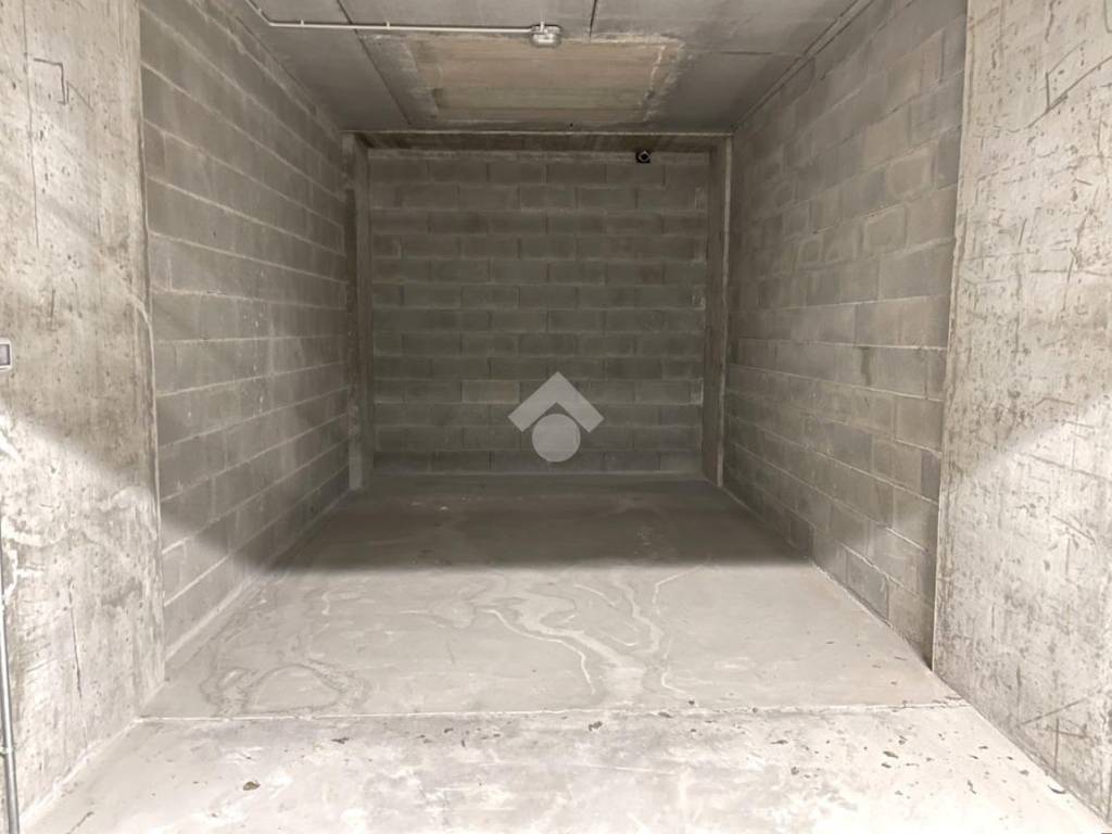 Box / garage a Tirano in Via Della Repubblica - Foto 4