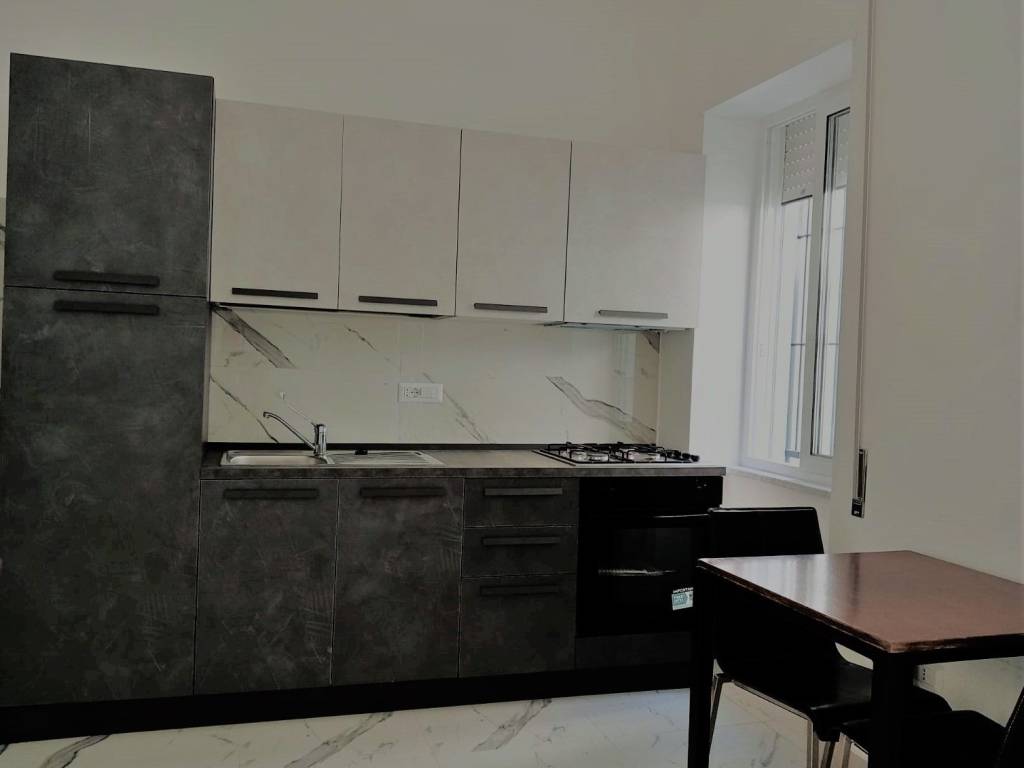 Appartamento a Aversa in Via Costantinopoli - Foto 2