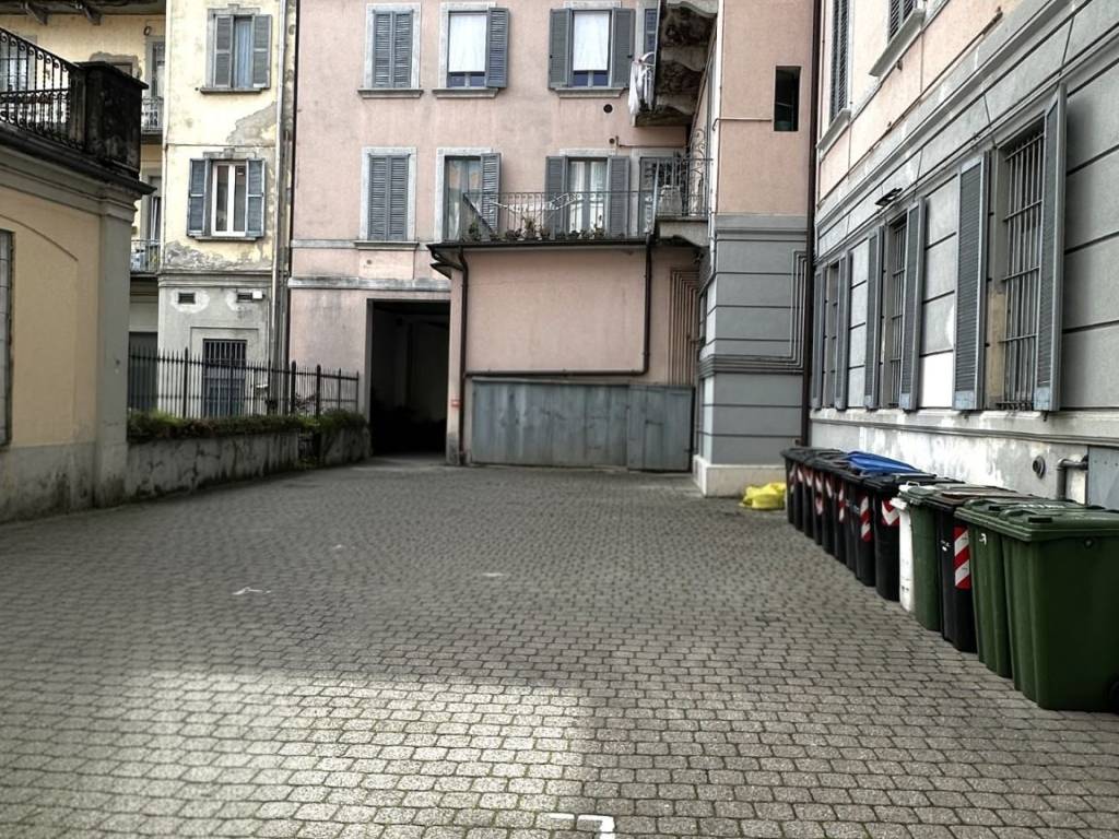 Appartamento a Luino in Via Vittorio Sereni, 7 - Foto 4