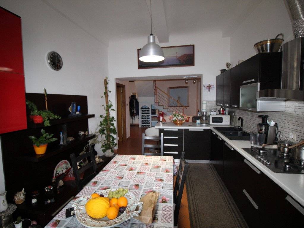 Appartamento a Montevarchi in Via Isidoro del Lungo - Foto 4
