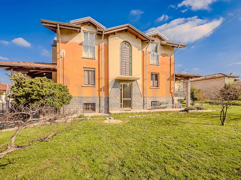 Villa a Cossato in Via Aosta, 2 - Foto 2