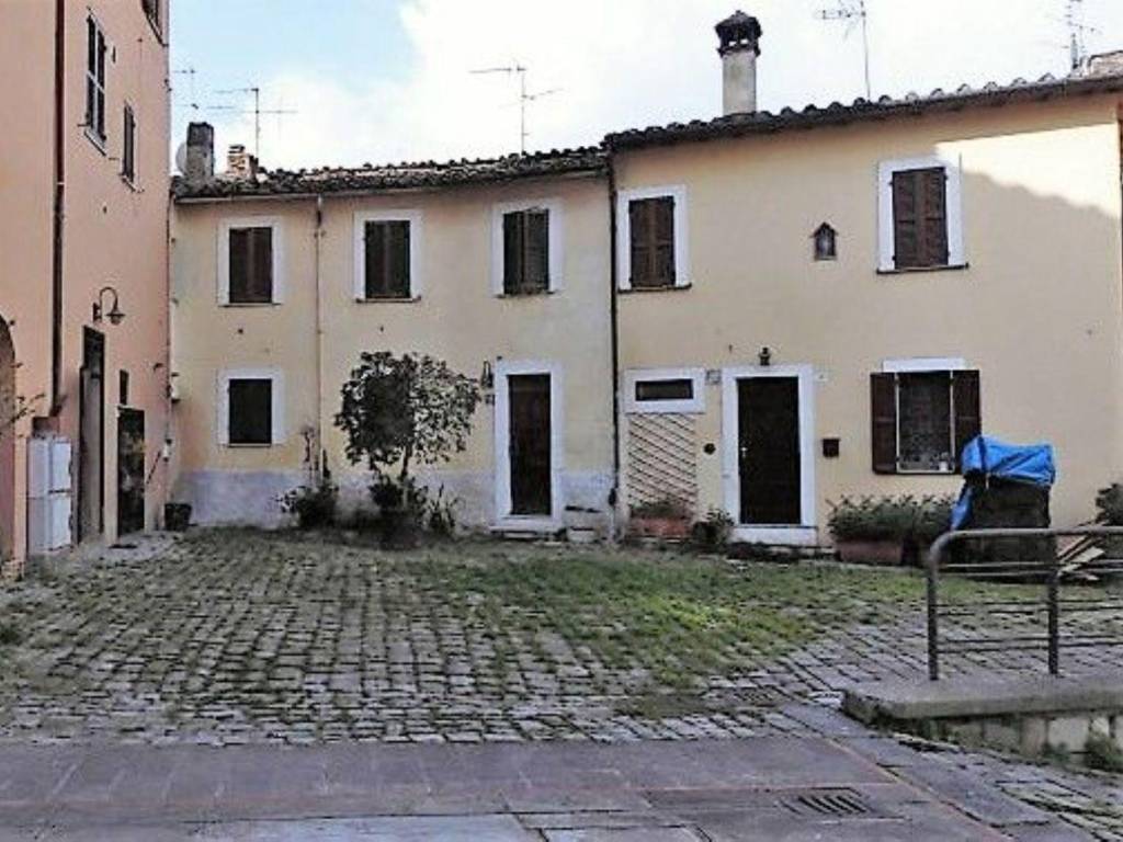 Appartamento a Terni in Via Sant'Andrea, 26 - Foto 2