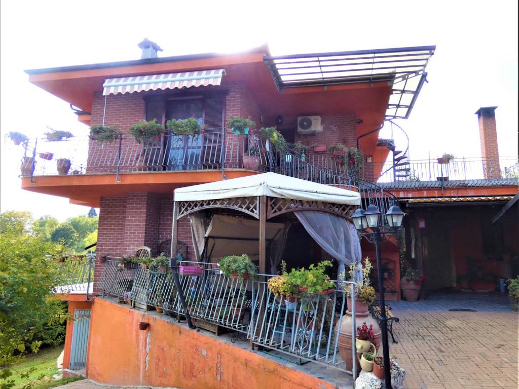 Villa a Bra in Strada Fey, 16 - Foto 3