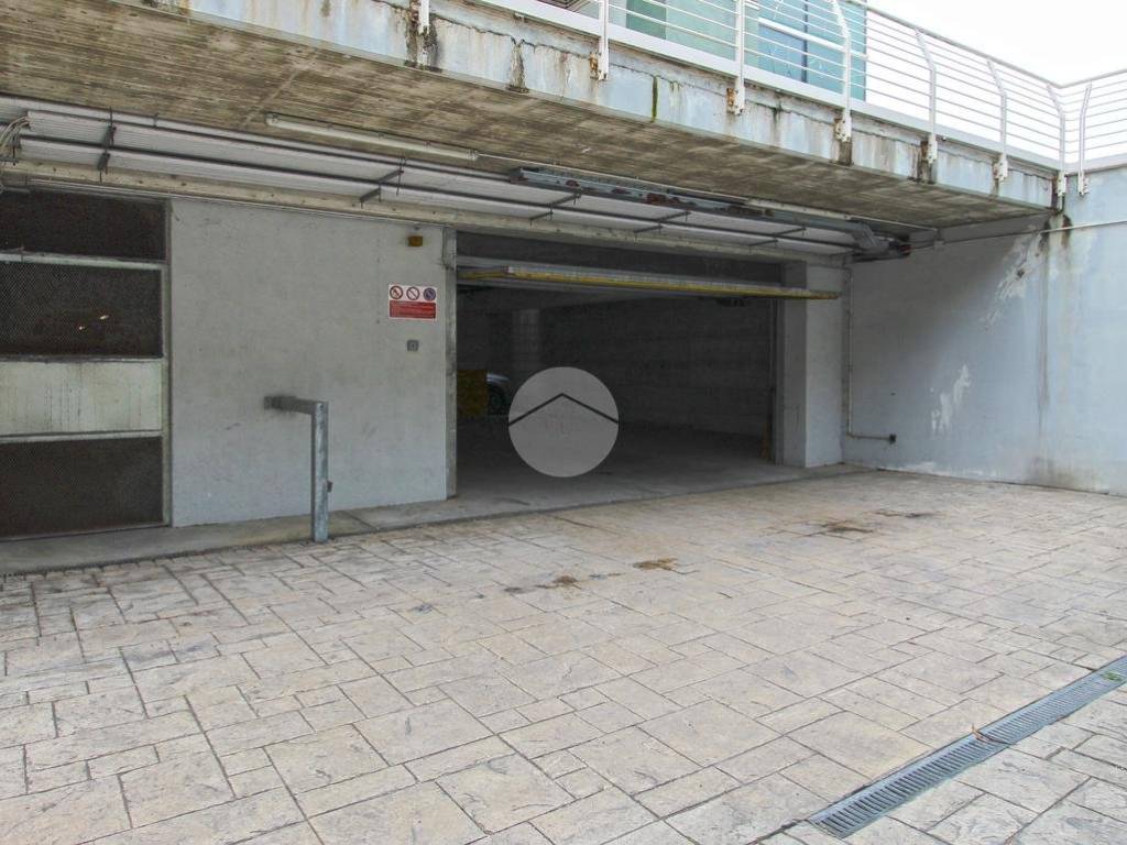 Box / garage a San benedetto del tronto in Via G. da Buglione, 1 - Foto 5