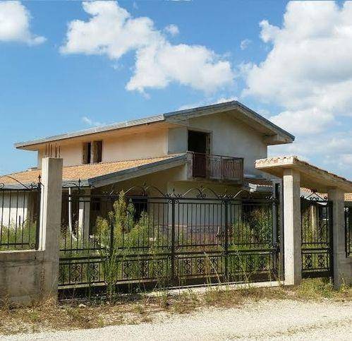 Villa a Olevano sul tusciano in Via Festola - Foto 2