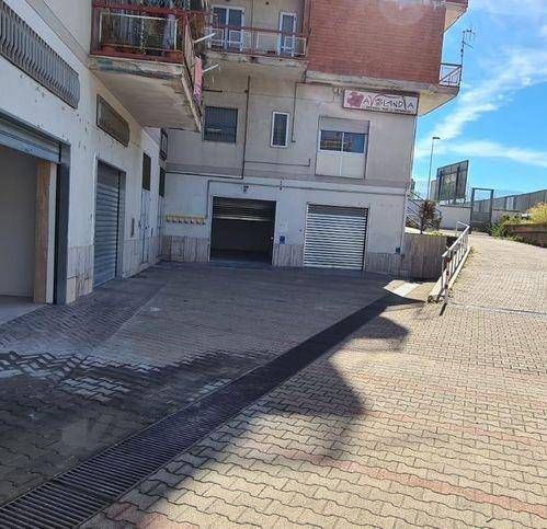 Box / garage a Eboli in Via Italia, 19 - Foto 4