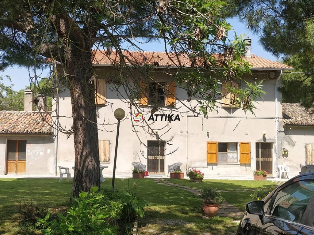 Rustico / casale a Fano in Strada Comunale di Monte Giove - Foto 2