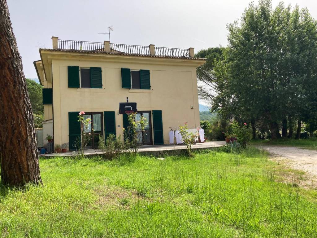 Villa a Cervaro in Via Fionda - Foto 2