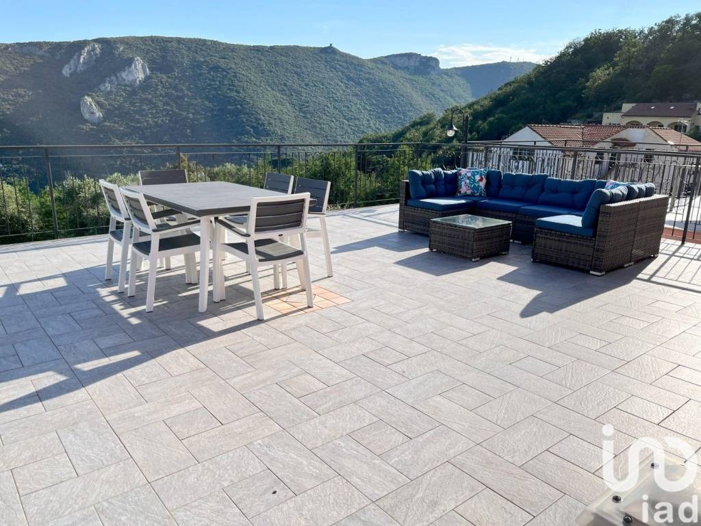 Villa a Finale ligure in Via della Pineta - Foto 2