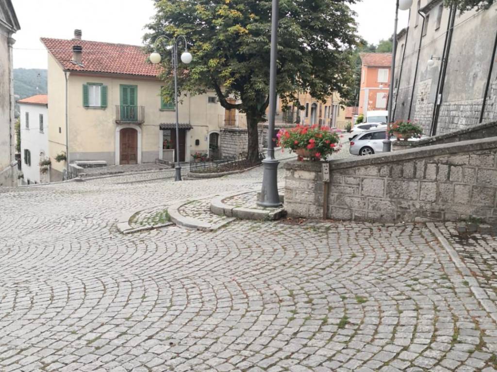 Immobile a Carovilli in Piazza Municipio - Foto 3