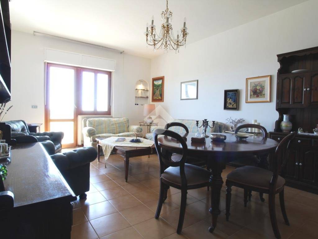 Appartamento a Teramo in Via Guido Montauti - Foto 2