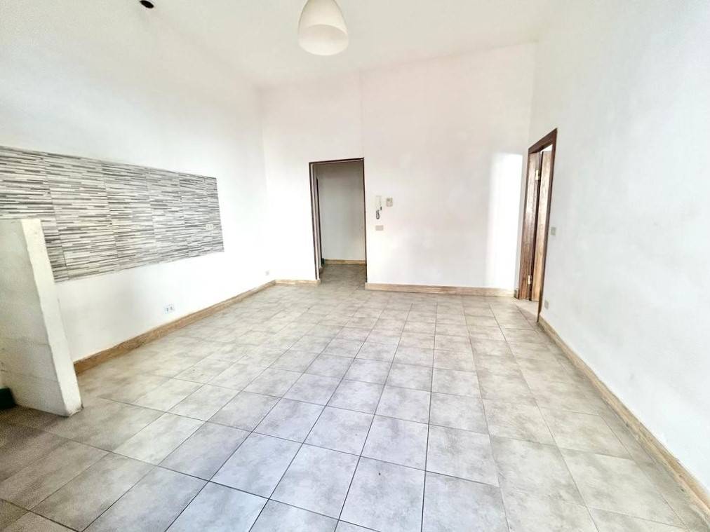 Appartamento a Cecina in Via Camillo Benso di Cavour - Foto 5