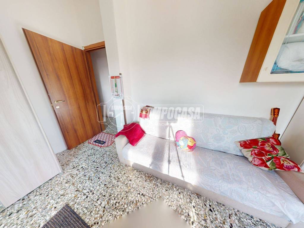 Appartamento a Vedano olona in Via per Venegono - Foto 3