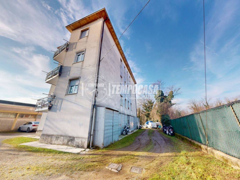 Appartamento a Vedano olona in Via per Venegono - Foto 5