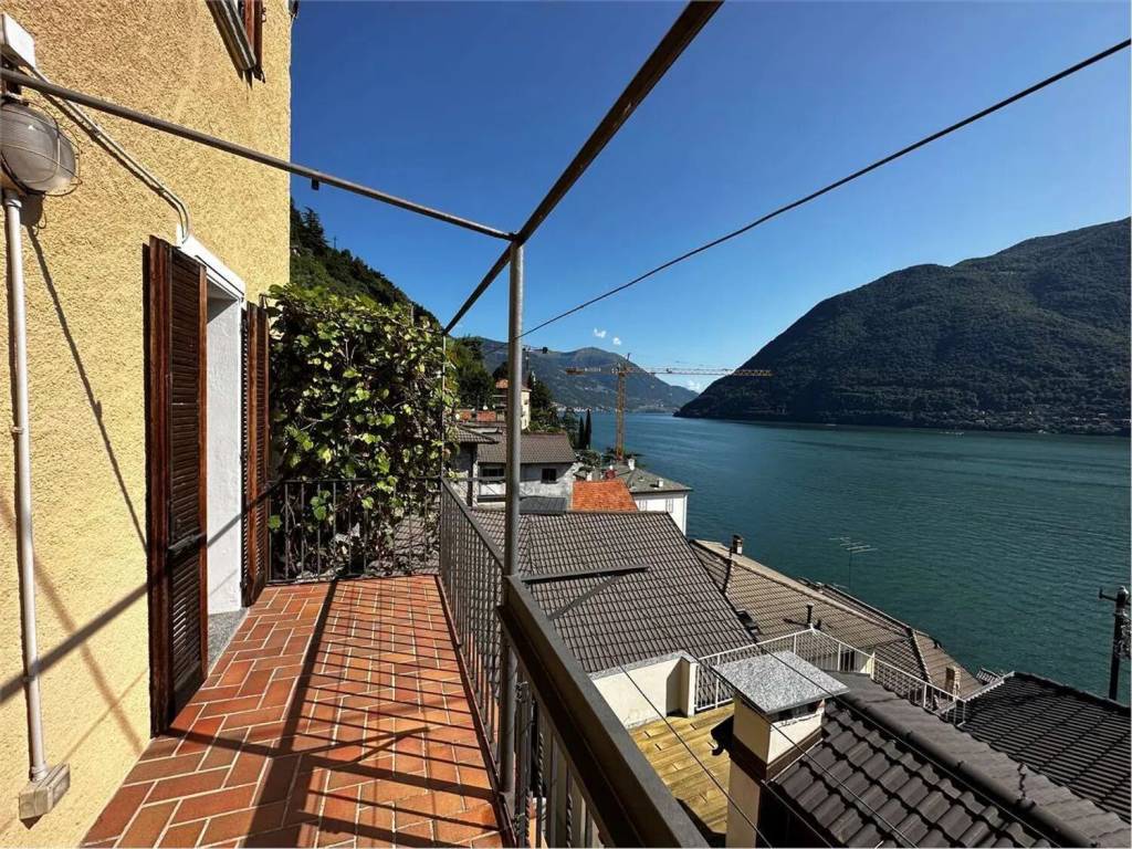 Villa a Brienno in Via Campelli - Foto 2