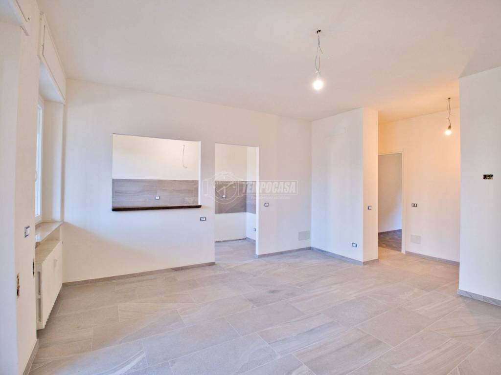 Appartamento a Novara in Via Giovanni Giolitti - Foto 4